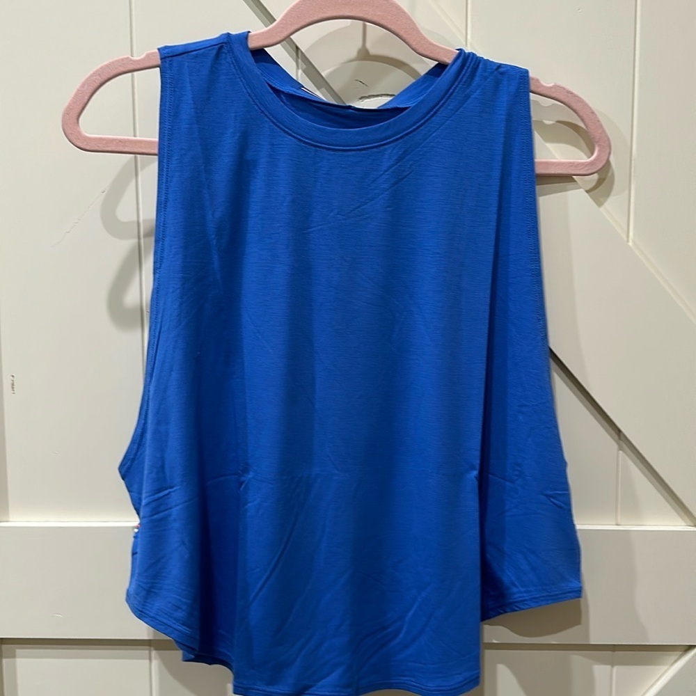 NWT Fourlaps Curve tank. Size medium Oversized and extremely soft.